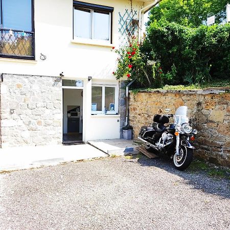 Du Coq A L'Ame Bed & Breakfast Naves  ภายนอก รูปภาพ