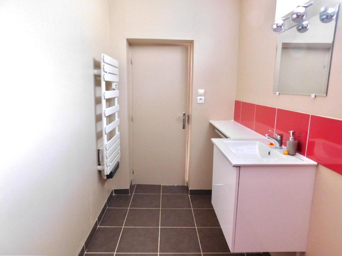 Du Coq A L'Ame Bed & Breakfast Naves  ภายนอก รูปภาพ