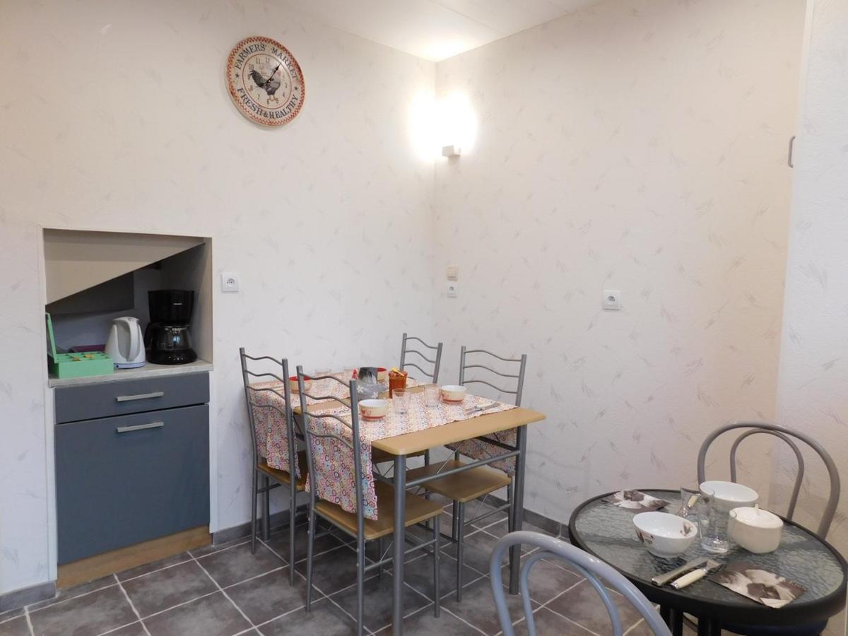 Du Coq A L'Ame Bed & Breakfast Naves  ภายนอก รูปภาพ
